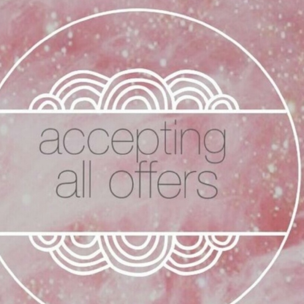 🌸!Accepting offers!